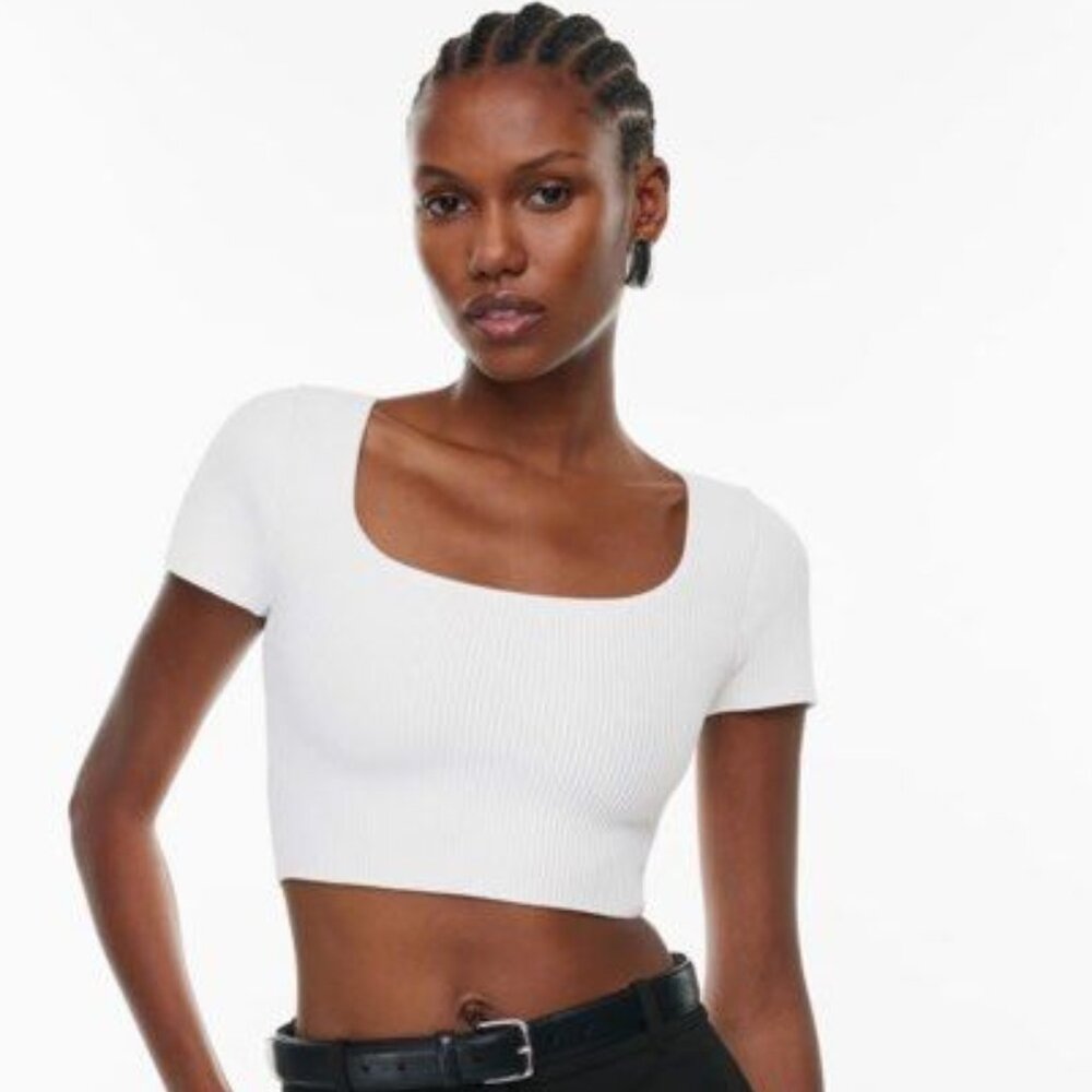 ✨ NWOT White Sculpt Knit Square Neck Crop Tee | Babaton